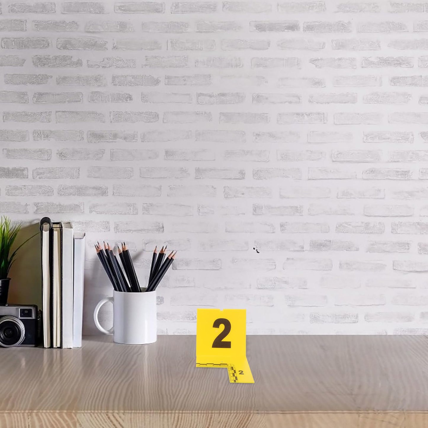 Crime Scene Evidence Markers for Detective Games